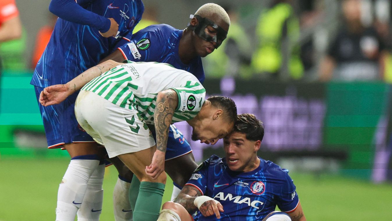 Nehéz volt megfékezni az indulatokat a Real Betis-Chelsea Konferencialiga-döntő végén.