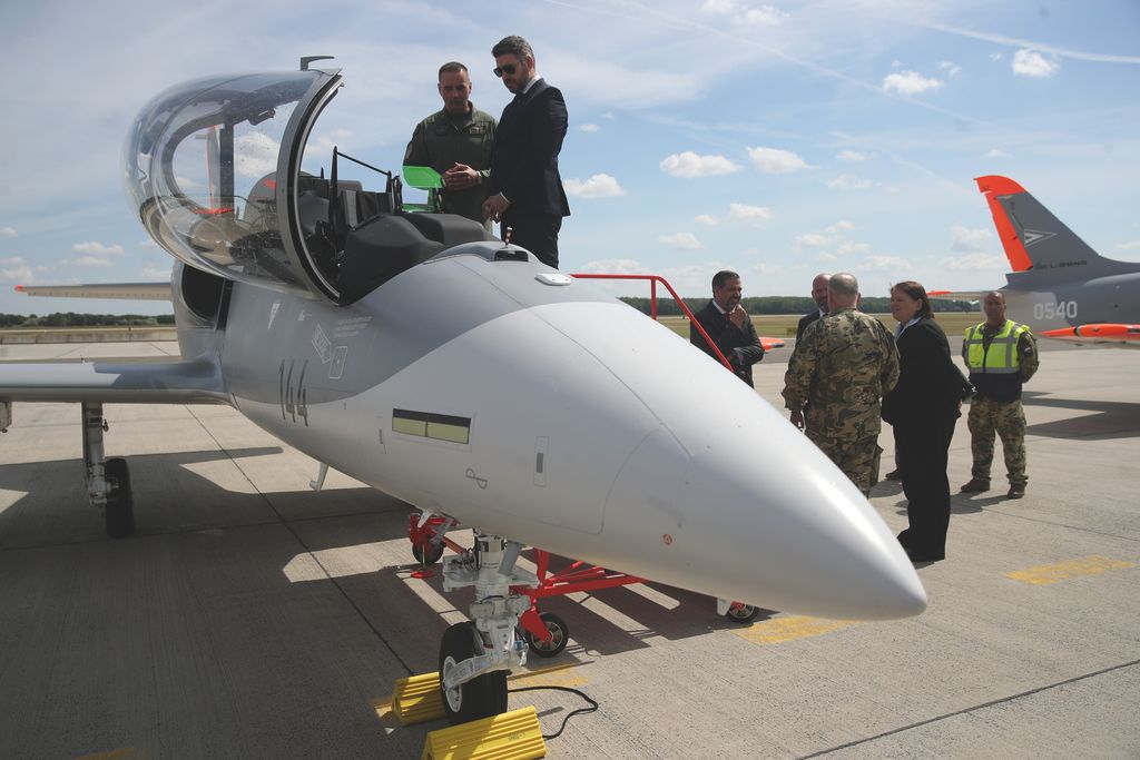 L-39 Skyfox