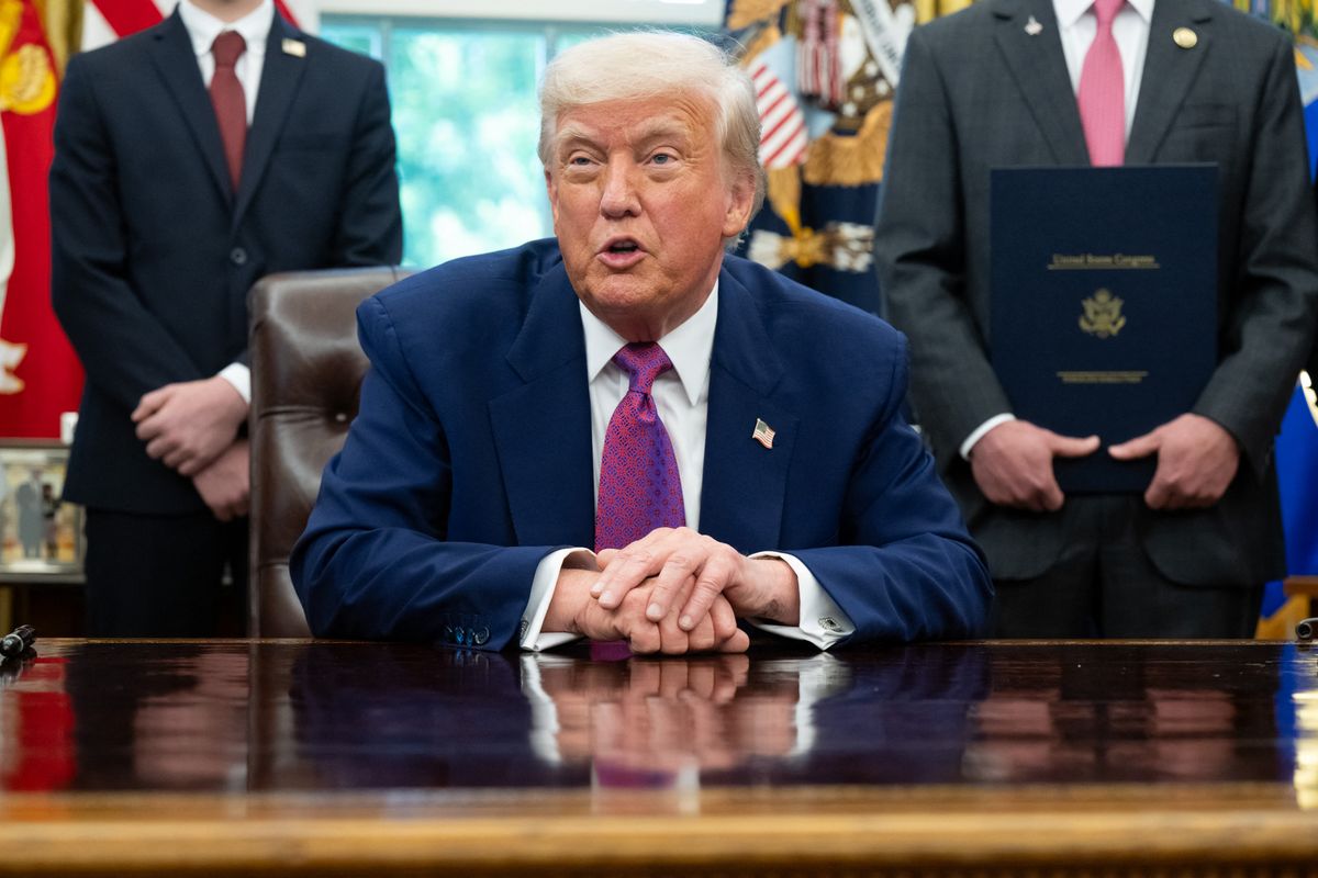 Trump újra a középpontban: a tűzszüneti javaslat politikai támogatásához az európai vezetők személyesen keresték az amerikai elnököt.