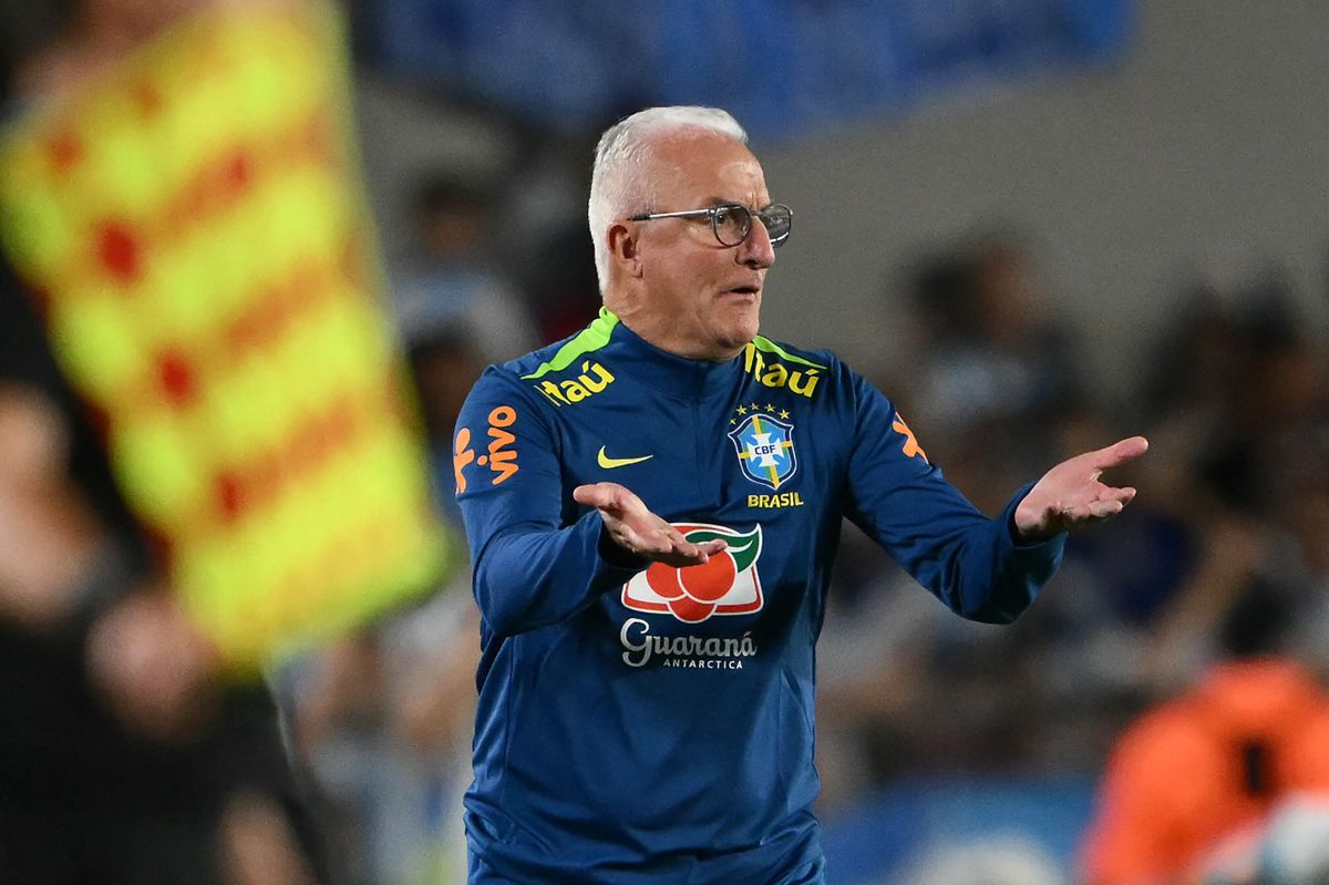 Dorival Juniorral nem ment a brazil válogatottnak, helyette Carlo Ancelotti húzhatja ki a Selecaót a gödörből