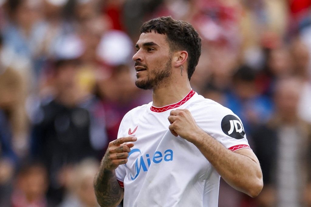 Isaac Romero, Sevilla, Real Madrid