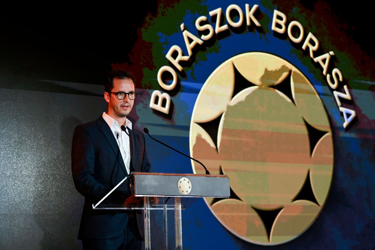 Gál Tibor egri borász, a Gál Tibor Pincészet tulajdonosa (Fotó: Purger Tamás / MTI Fotószerkesztõség)
