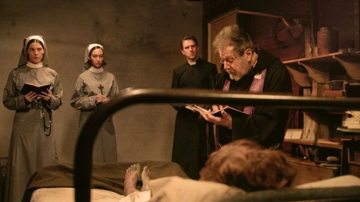 Al Pacino ördögűzős horrorjától frászt kapunk + előzetes