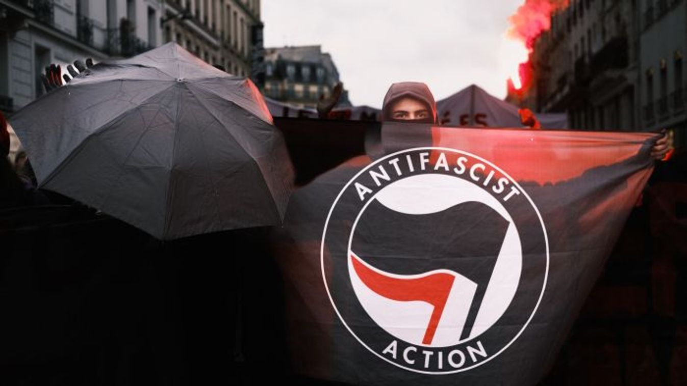  Protesting Antifa activists (Photo: AFP)