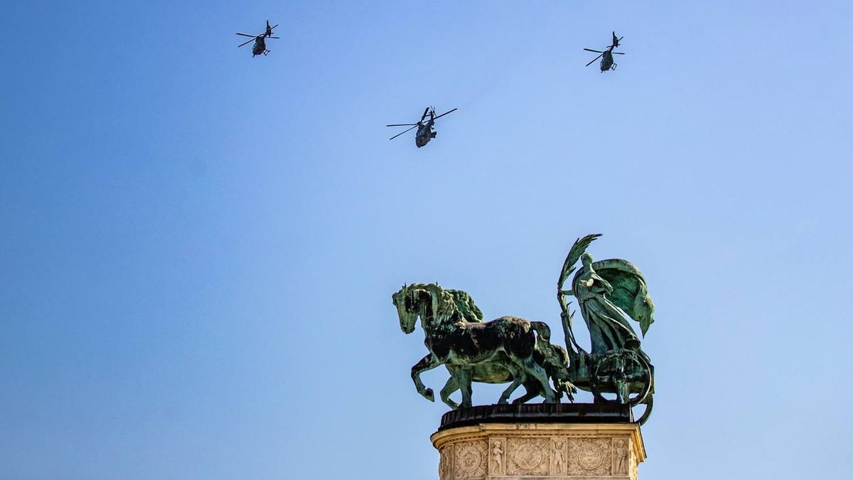 Gripenek is átrepülnek a Hősök tere felett a hétvégén + Fotók