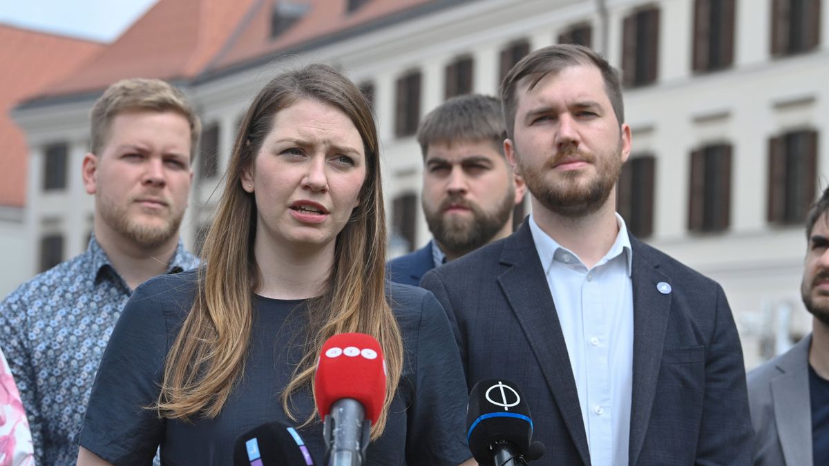 Elgondolkodtató: mintha parancsszóra lépett volna vissza a Momentum