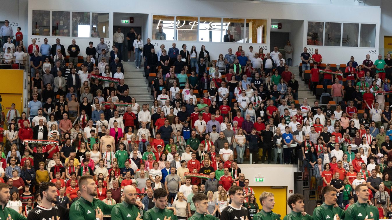 A telt házas nagykanizsai arénában remek hangulatban őrizte meg selejtezős veretlenségét a magyar válogatott.