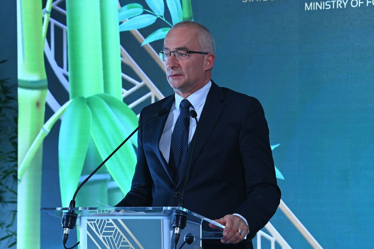 Kubanicsbek Omuraliev, a Türk Államok Szervezete főtitkára Sztáray Péter biztonságpolitikáért és energiabiztonságért felelős államtitkárral tárgyalt