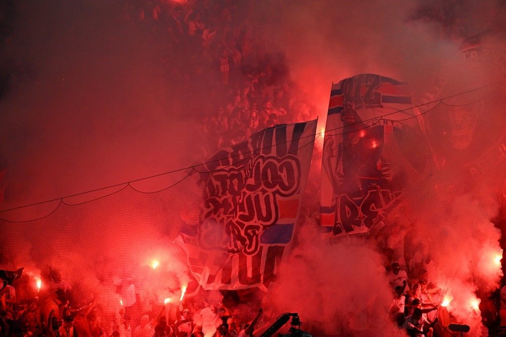 Bajnokok Ligája, BL, döntő, 2025, PSG, Inter, München, MUNICH, GERMANY - MAY 31: Paris Saint-Germain supporters cheer after Achraf Hakimi' goal of the UEFA Champions League final match between Paris Saint-Germain (PSG) and Inter Milan at Munich Football A