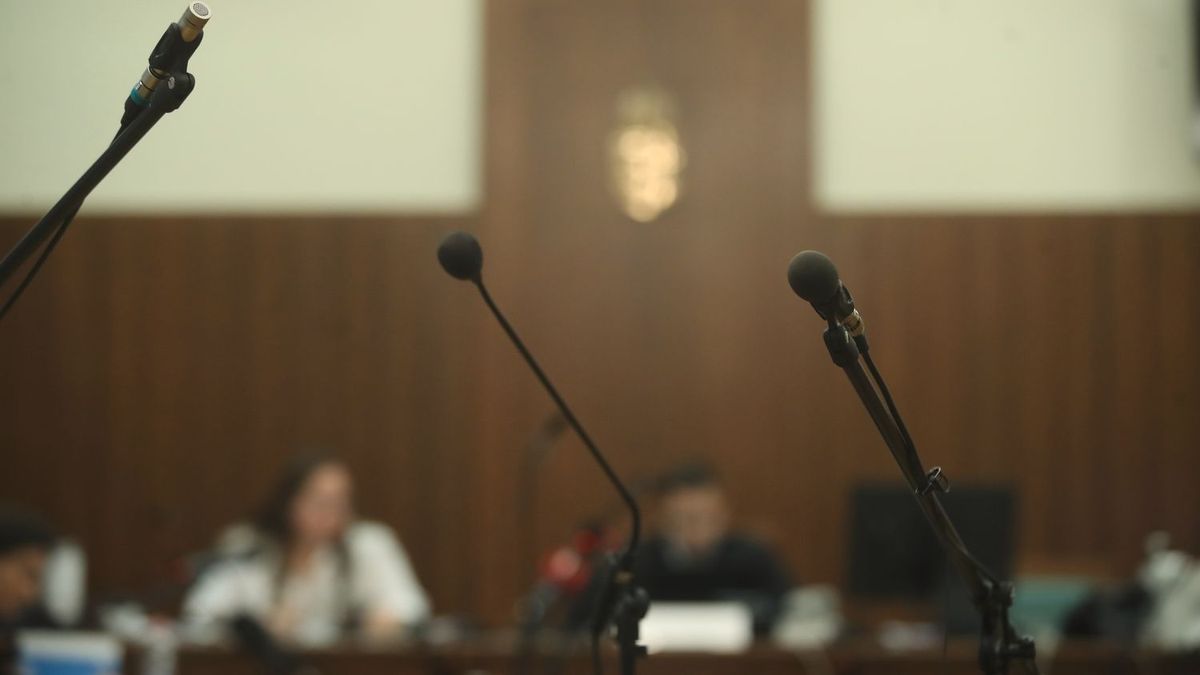 Nem adják ki az olaszok az antifa támadót, rövid volt a tárgyalás