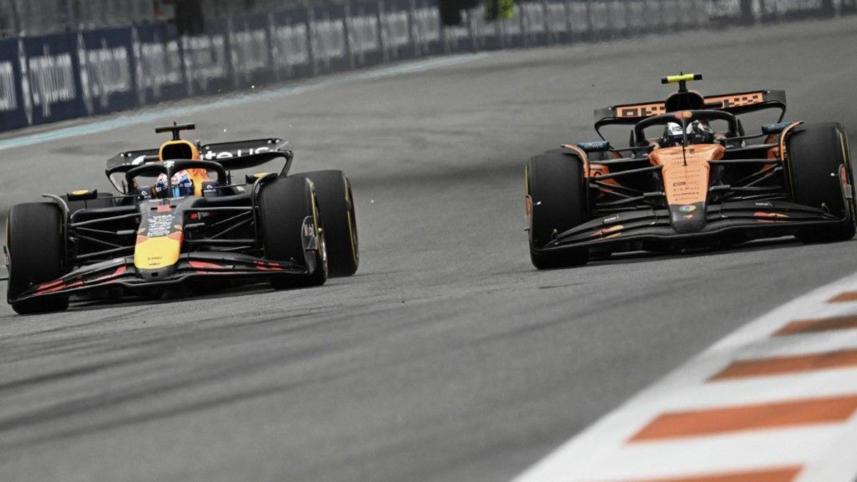 Norris addig harcolhat Verstappennel, míg Piastri világbajnok nem lesz