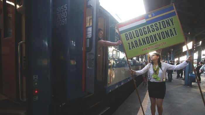 20250605 budapest keleti pu boldogasszony zarandokvonat elindul csiksomlyora havran zoltan magyar nemzet