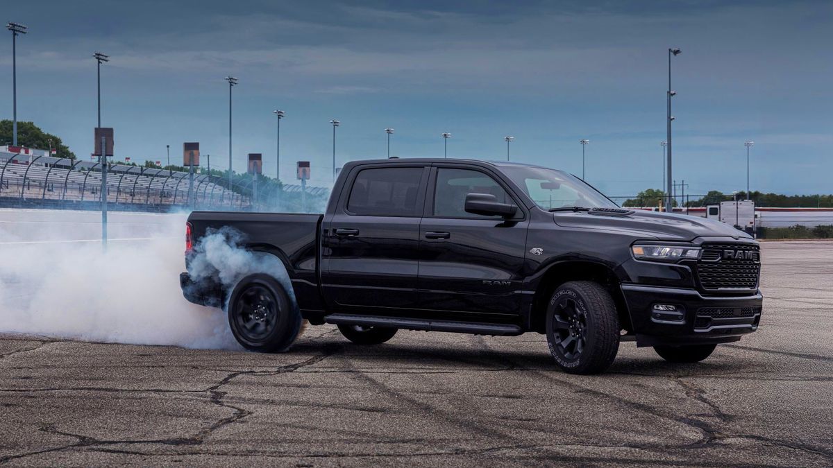 Visszatér a V8-as Hemi a Ram 1500-as motorterébe