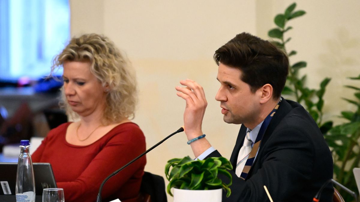 A gyermekek biztonságát teszi kockára a Tisza Párt + videó