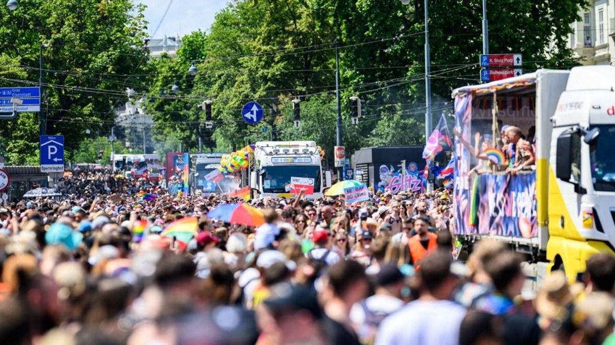 Budapestet feladták, Felcsútra ment pride-ozni a Momentum