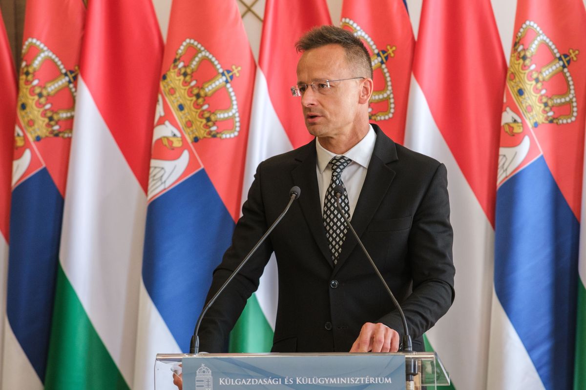 Szijjártó Péter a magyar-szerb kapcsolatok fontosságáról beszélt