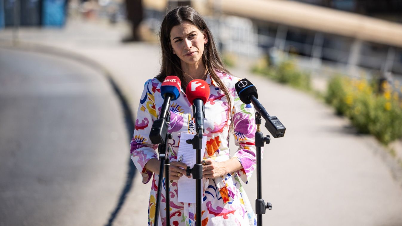 Szentkirályi Alexandra Rakpart

Ladóczki Balázs