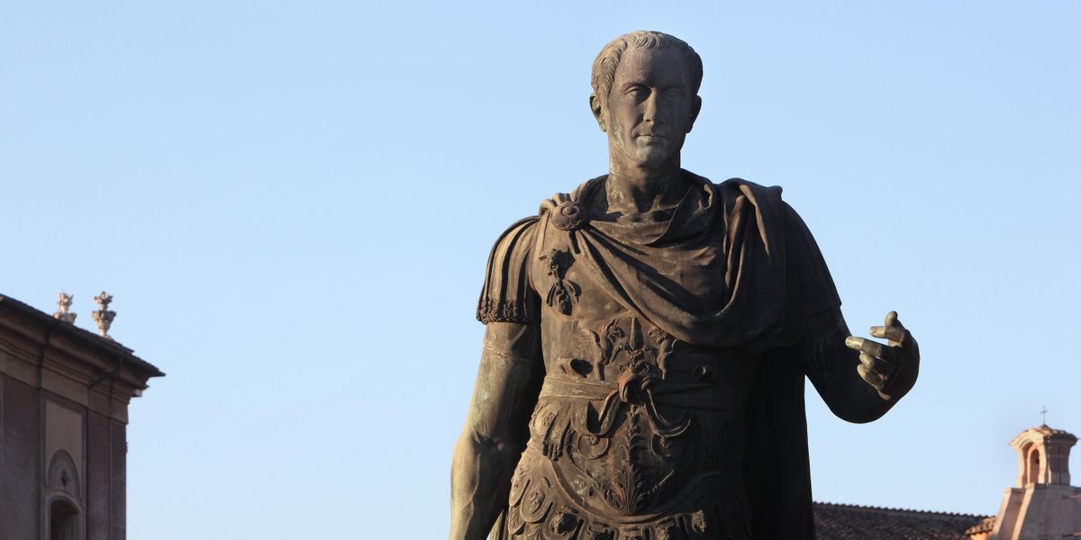 Caesar szobra