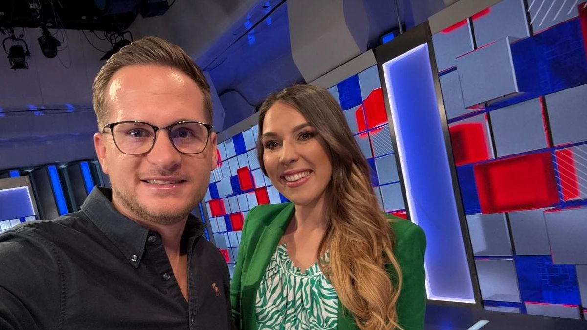 Halálosan megfenyegették a Hír TV műsorvezetőjét Magyar Péter hívei
