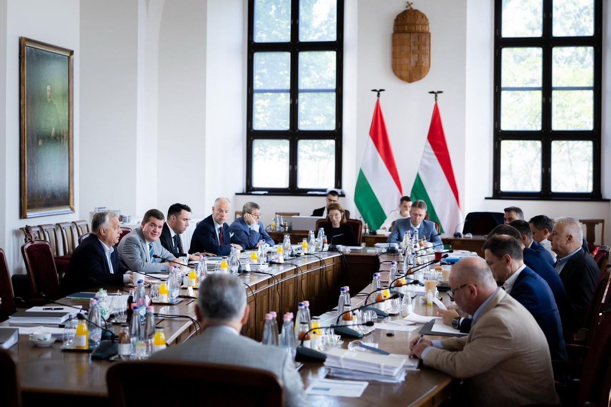 Kormányülés 2025.06.18-án (Forrás: Facebook)