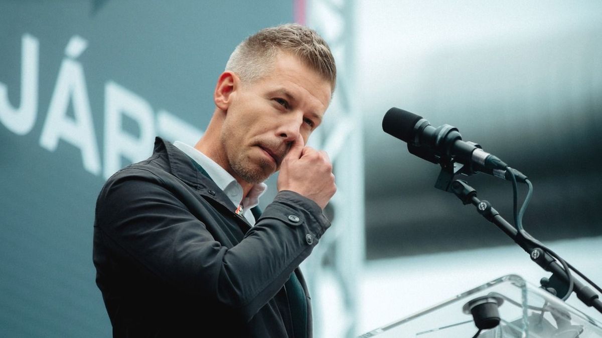 Adatgyűjtési botrány: elkötelezett szimpatizánsokat toboroztak a digitális kommandóba Magyar Péterék