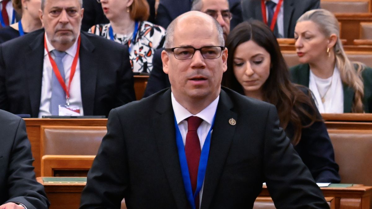 Az új legfőbb ügyész elárulta, hogyan járnak majd el a politikusokat érintő ügyekben