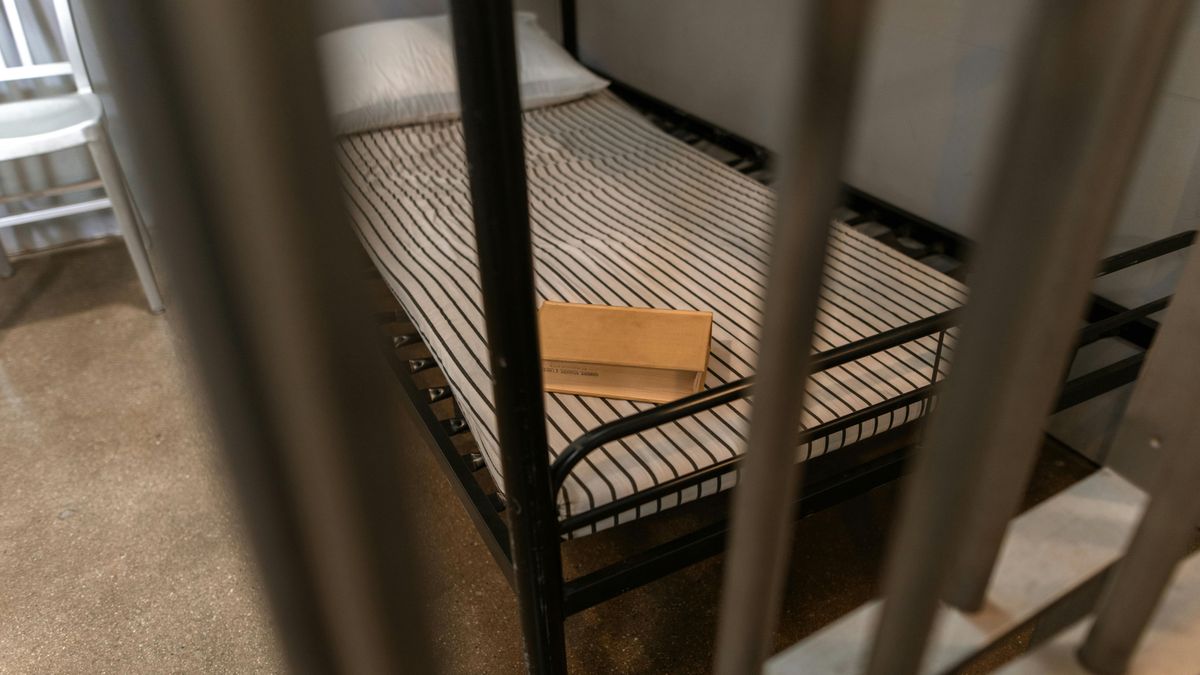 Rendőrségi fogdában lett öngyilkos egy férfi Salgótarjánban