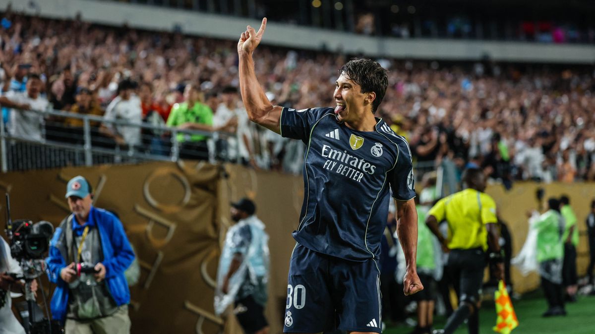 A Real Madrid újoncát máris egy legendához hasonlítják, mindenki vele akart ölelkezni
