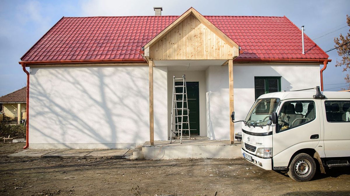 Több száz hátrányos helyzetű ember kaphat lakhatási lehetőséget újonnan kialakított bérlakásokban