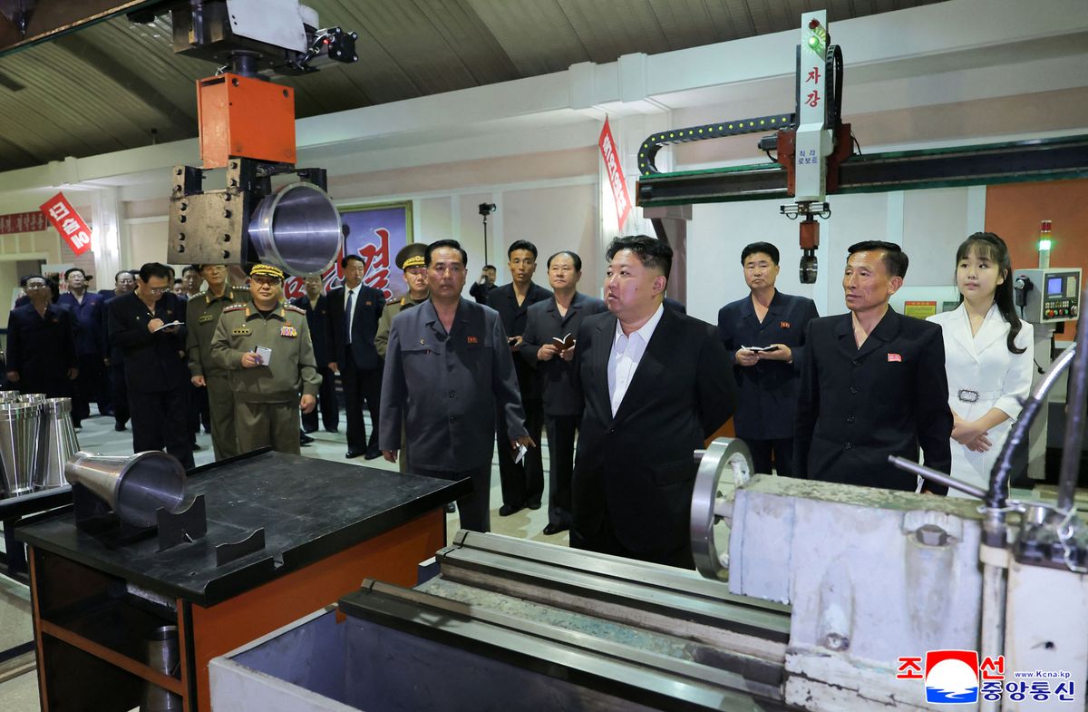 Észak-Korea tűzszerészeket vezényel a kurszki régióba