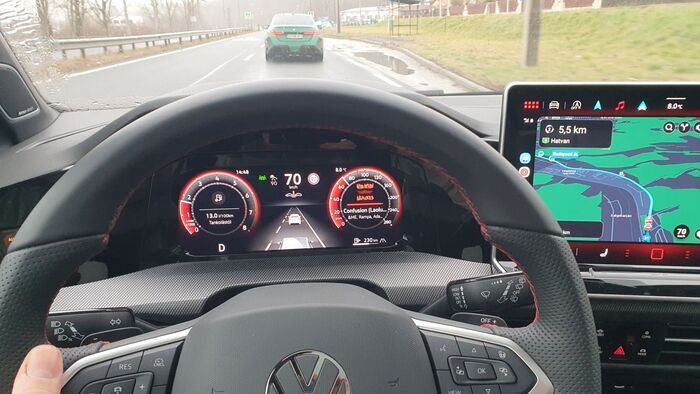 Volkswagen Golf GTI