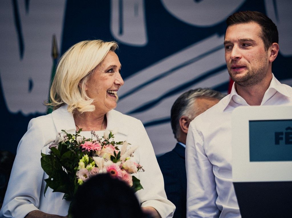 Ha Macron új választást ír ki, az a Nemzeti Tömörülés malmára hajthatja a vizet