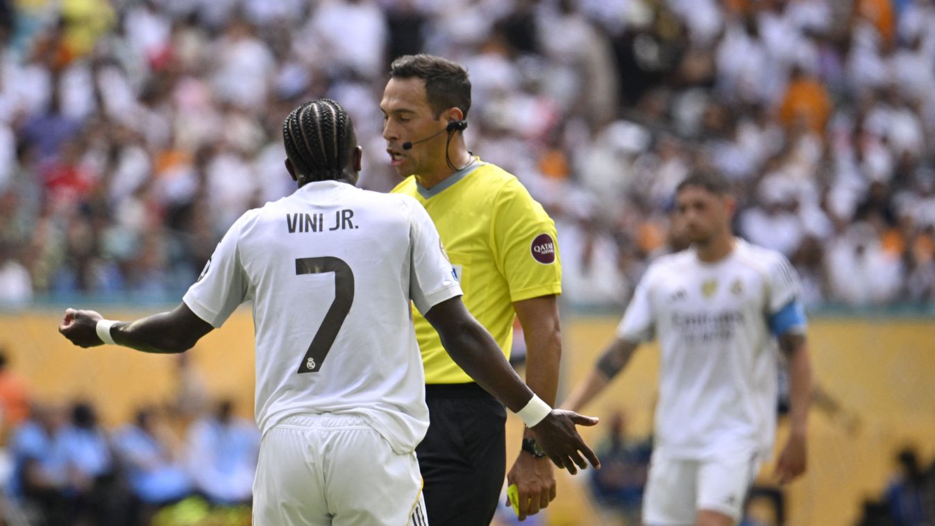 A játékvezető főszereplőnek bizonyult a Real Madrid mérkőzésén