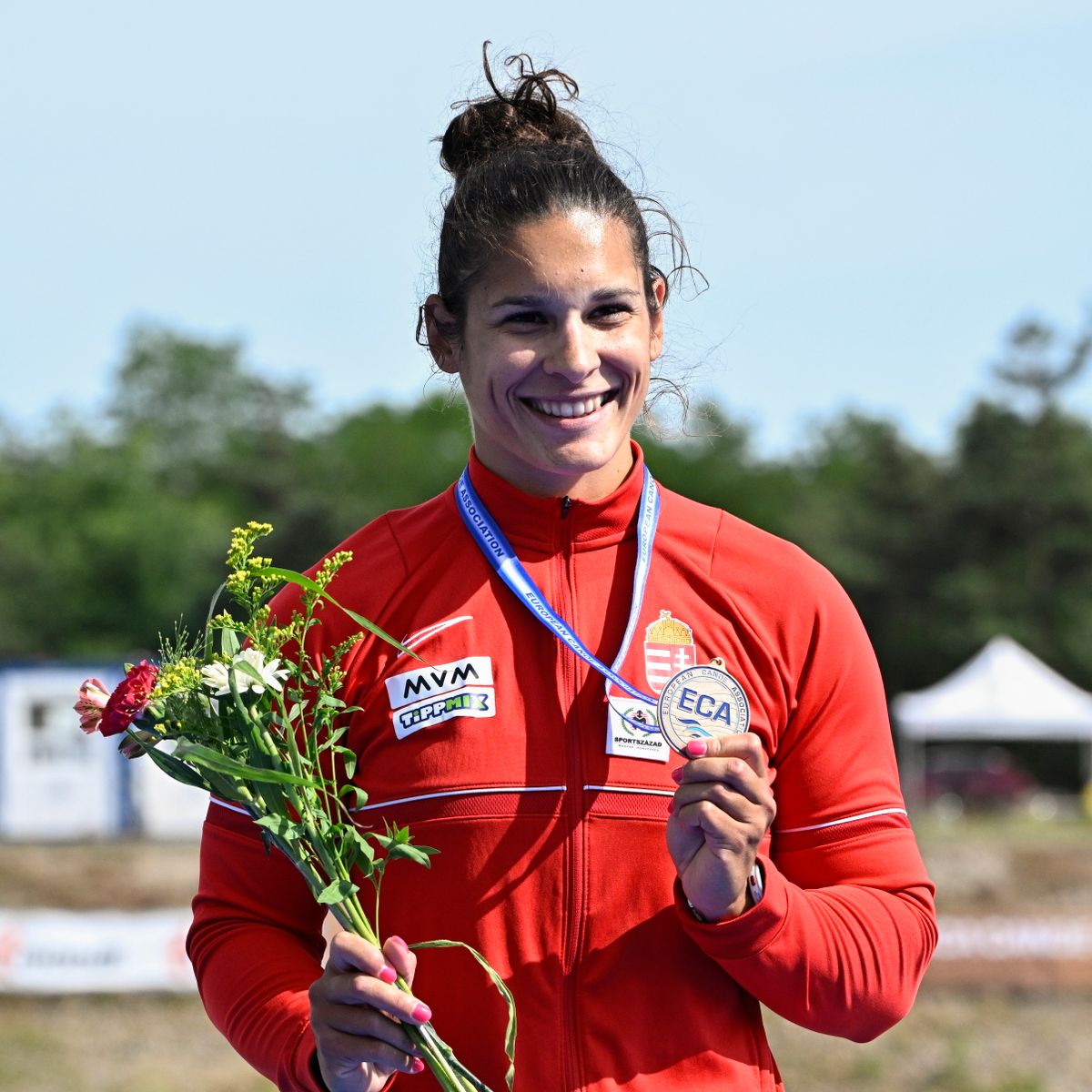 Csikós Zsóka berobbant a nemzetközi elitbe a racicei kajak-kenu Európa-bajnokságon. 1000 után 500 méteren, az olimpiai távon is győzött