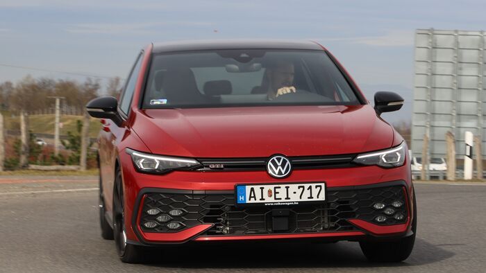 Volkswagen Golf GTI