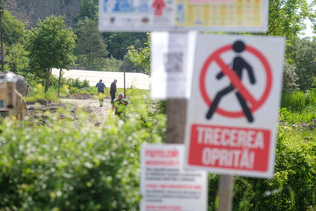 Parajd - Nem keletkeztek újabb beomlások a régi bányarésznél, de a korábbiak növekedtek