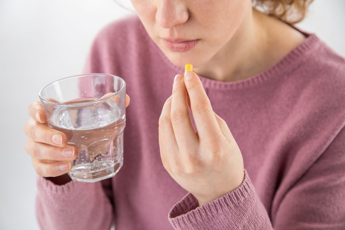 A vitamin túladagolás az elmúlt években egyre jobban elterjedt gyakorlattá vált főleg a szintetikus vitaminok mértéktelen fogyasztása miatt