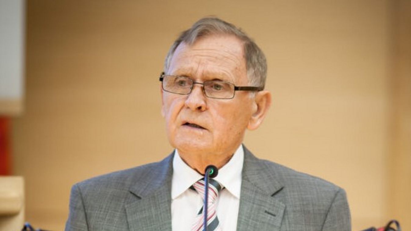 Túrós andrás,opsz