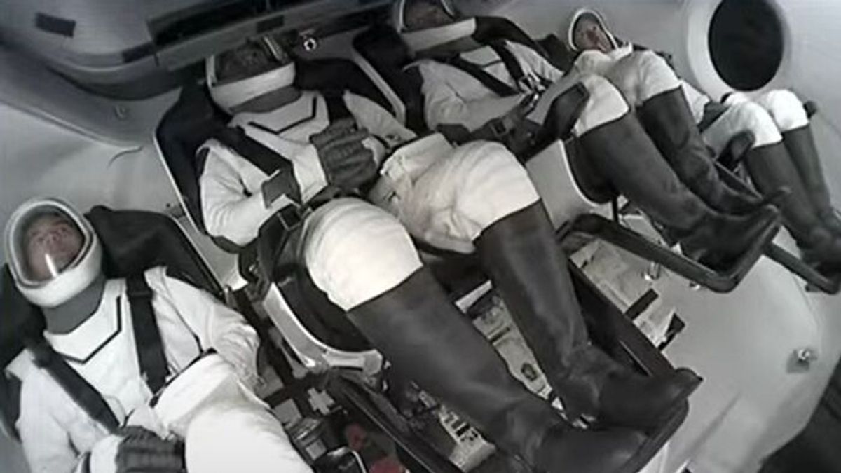 Tibor Kapu Lifts Off to International Space Station + Video