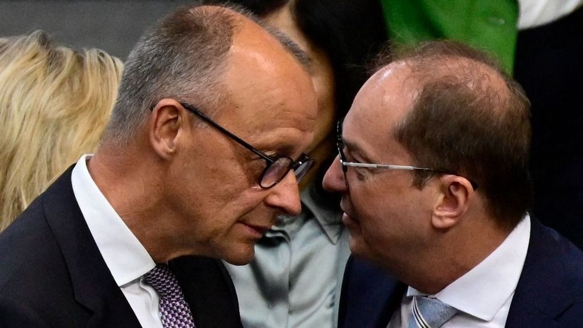 Itt a német demokrácia, betiltanák az AfD-t