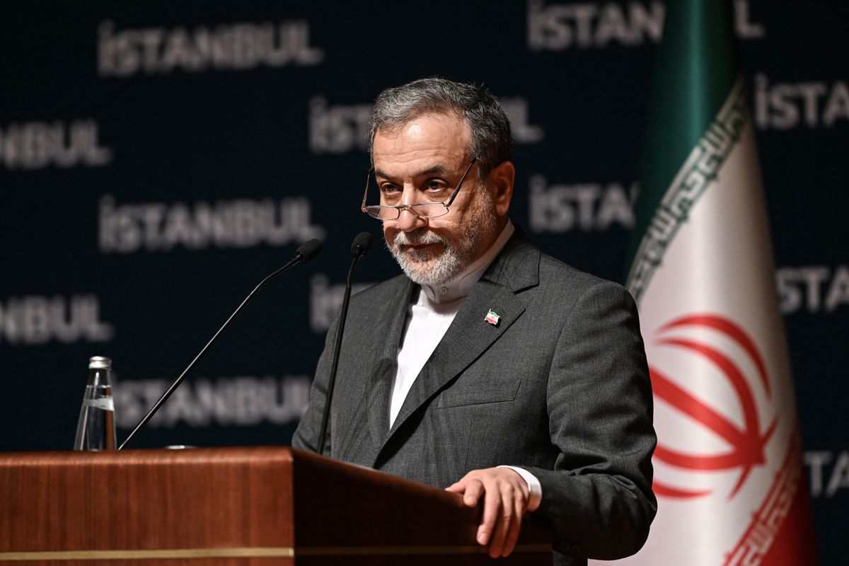 Irán és Oroszország rendkívüli tárgyalást tart