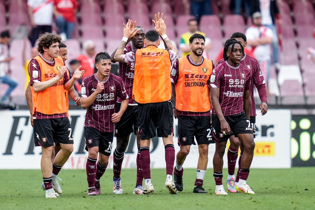 A Salernitana keretéből szinte mindenki kidőlt ételmérgezés miatt, nagyon rossz helyzetben a csapat a Sampdoria elleni visszavágó előtt