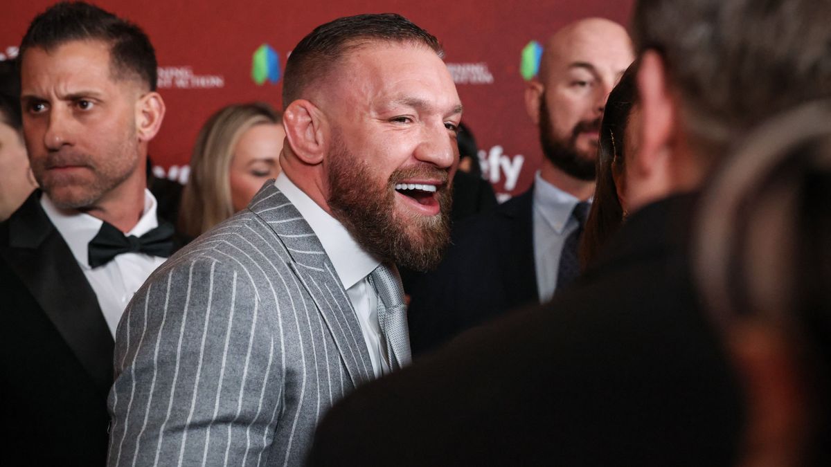 Már több millióan látták az ibizai balhé videóját: McGregor kiütése a szórakozóhelyen!