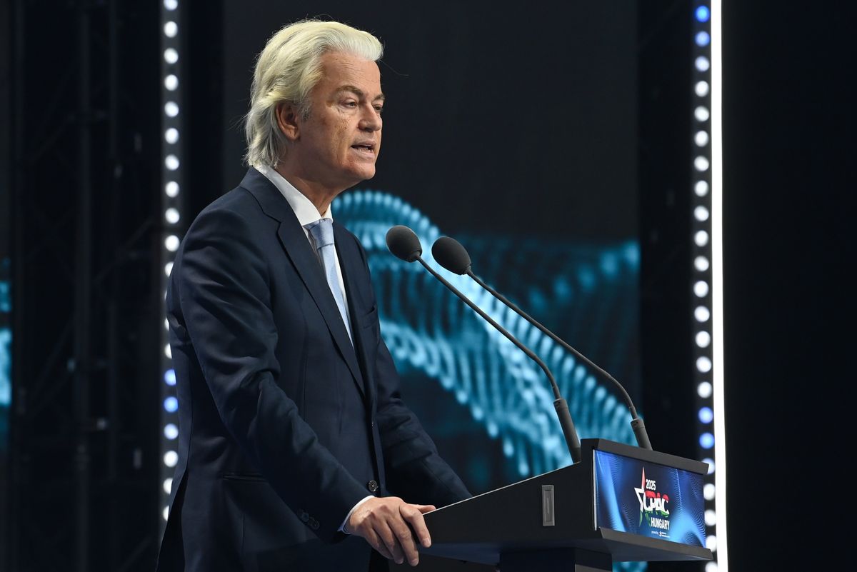 Geert Wilders is üzent a Patriótáknak