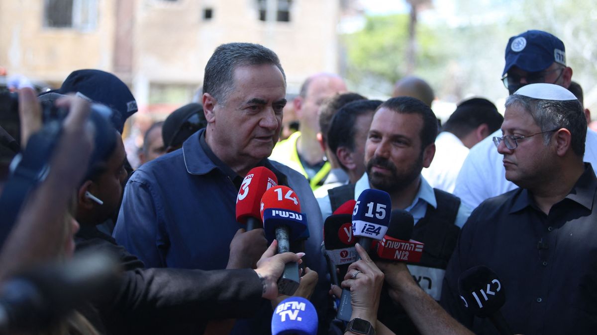 Izrael a tűzszünet megsértésével támadja Iránt