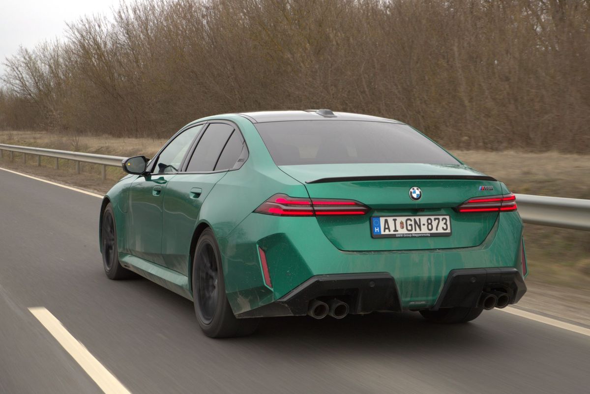 BMW M5