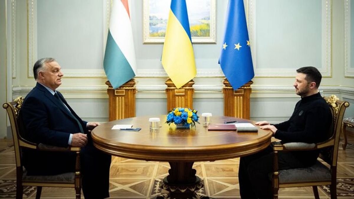 Hungarians Have These Three Messages for Zelensky