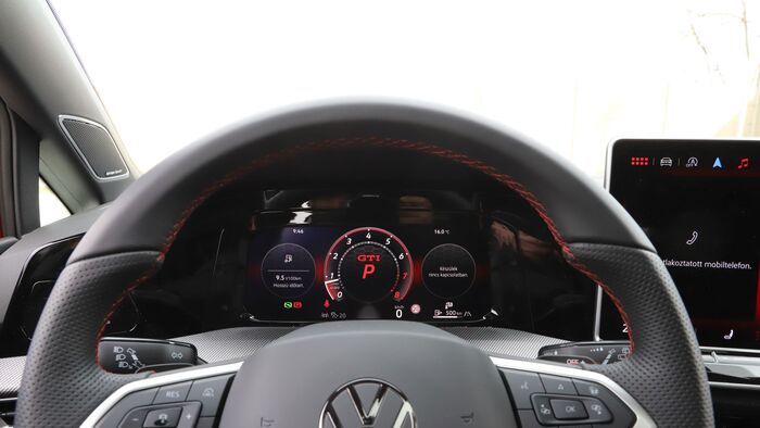 Volkswagen Golf GTI