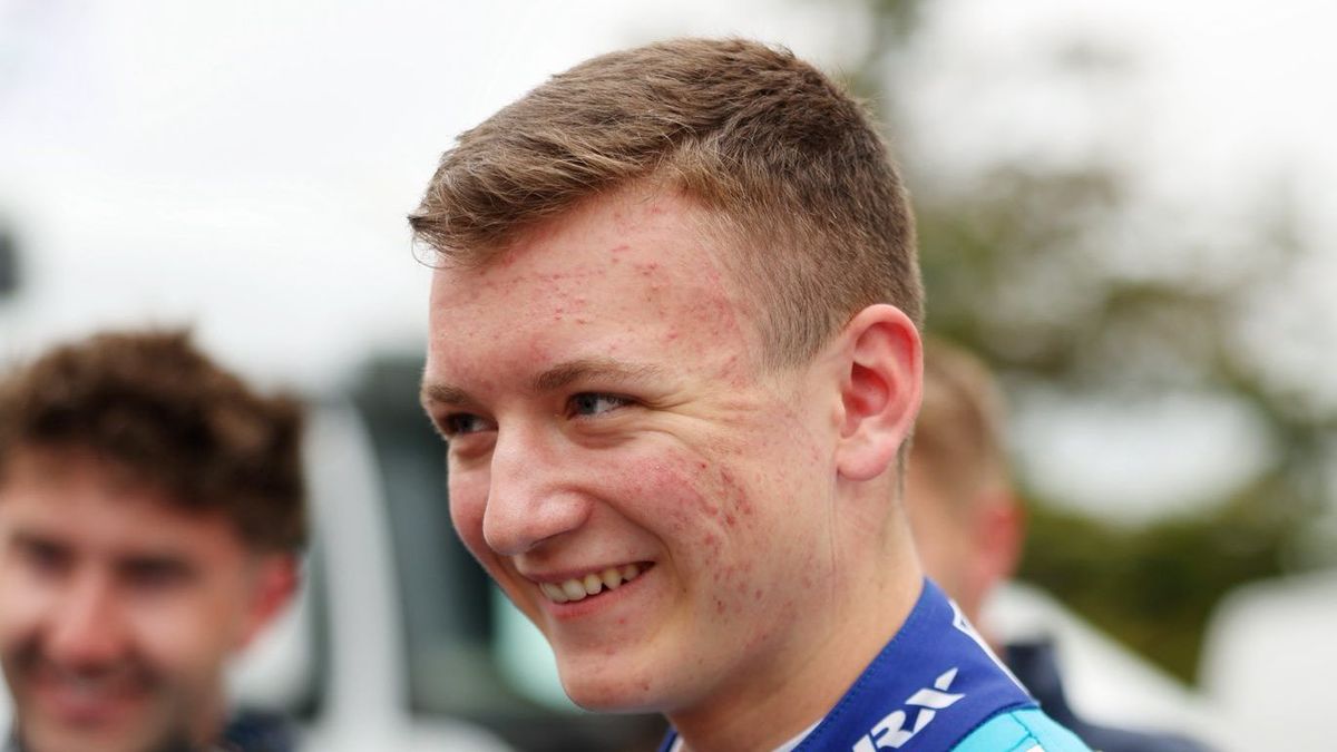 Hatalmas esély: Max Verstappen is látni fogja a Forma−1-es futamon versenyző magyart