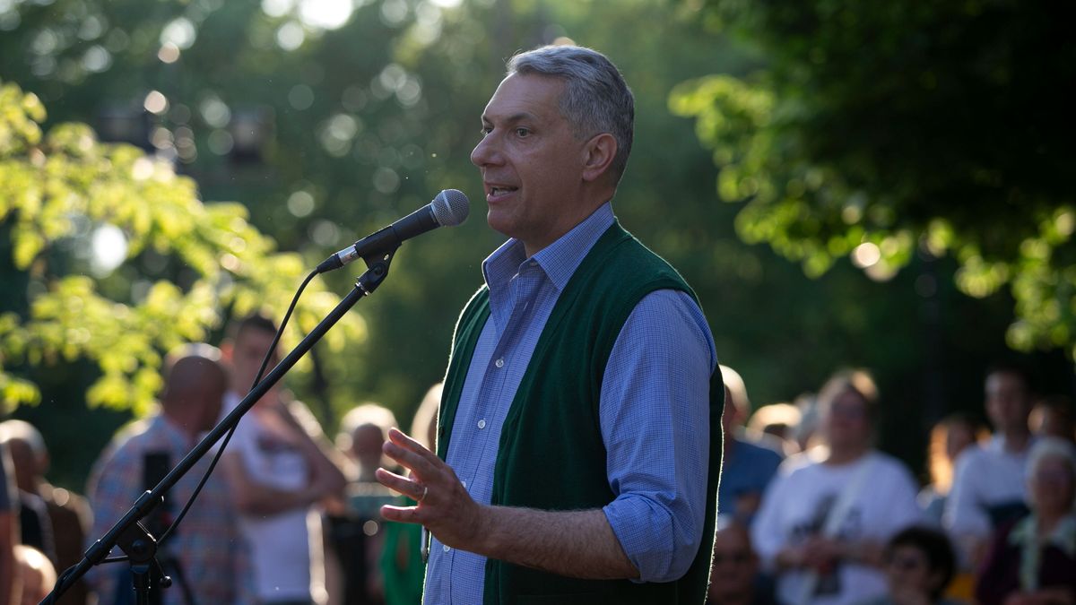 Lázár János várja, hogy a tiszásoktól is úgy lehessen kérdezni, mint tőle + videó
